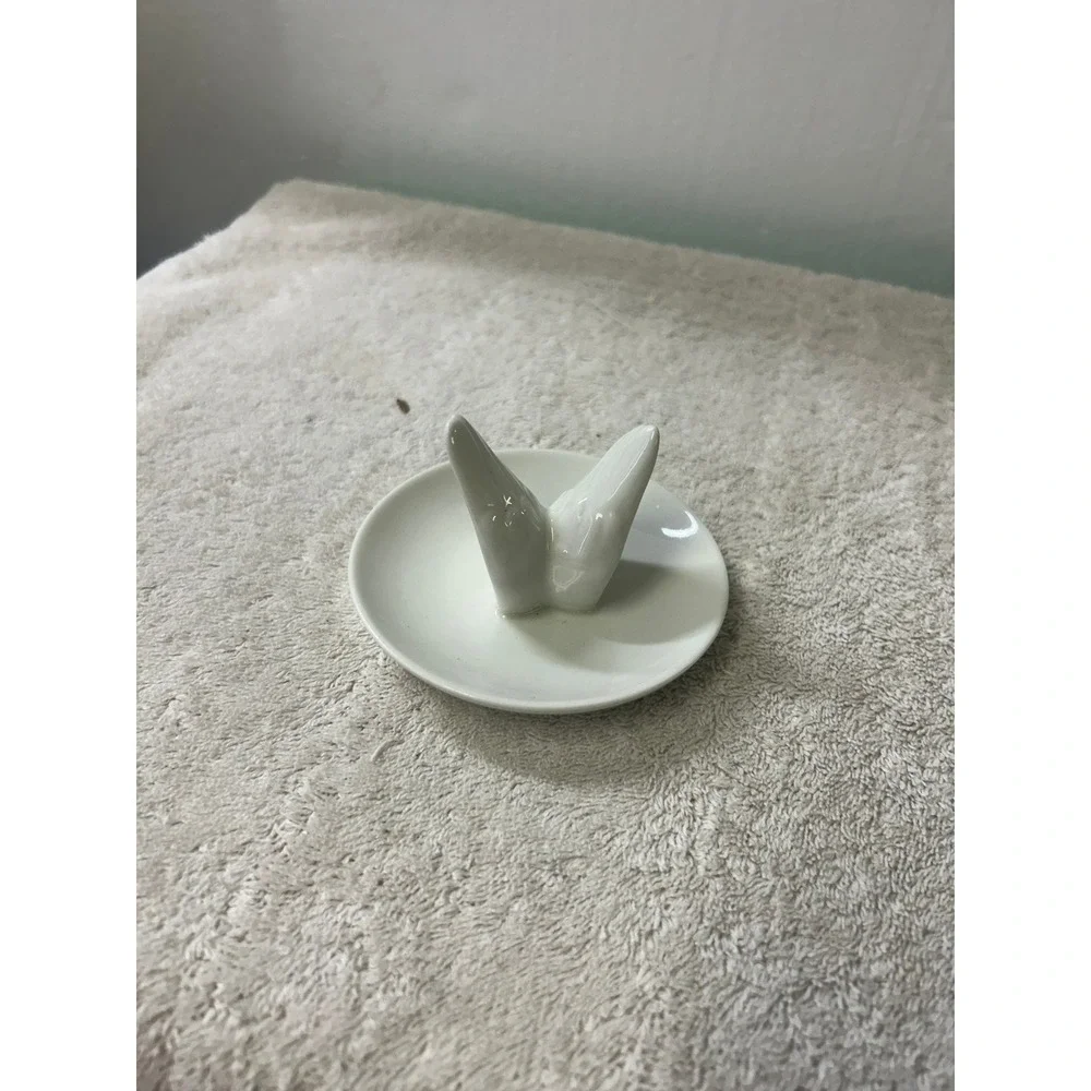 Greenbrier International White Ceramic Butterfly Ring Holder Trinket Dish 277044